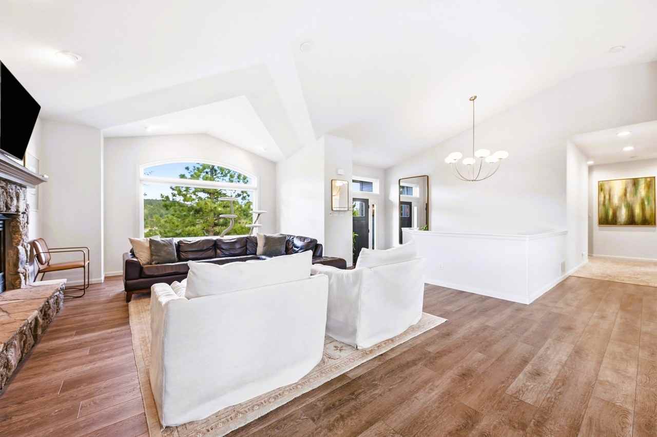 1635 Muirfield Ln #1 - Photo 5 of 49