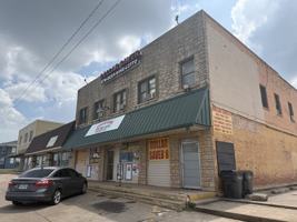 featured image of 712 1/2 Brook Ave