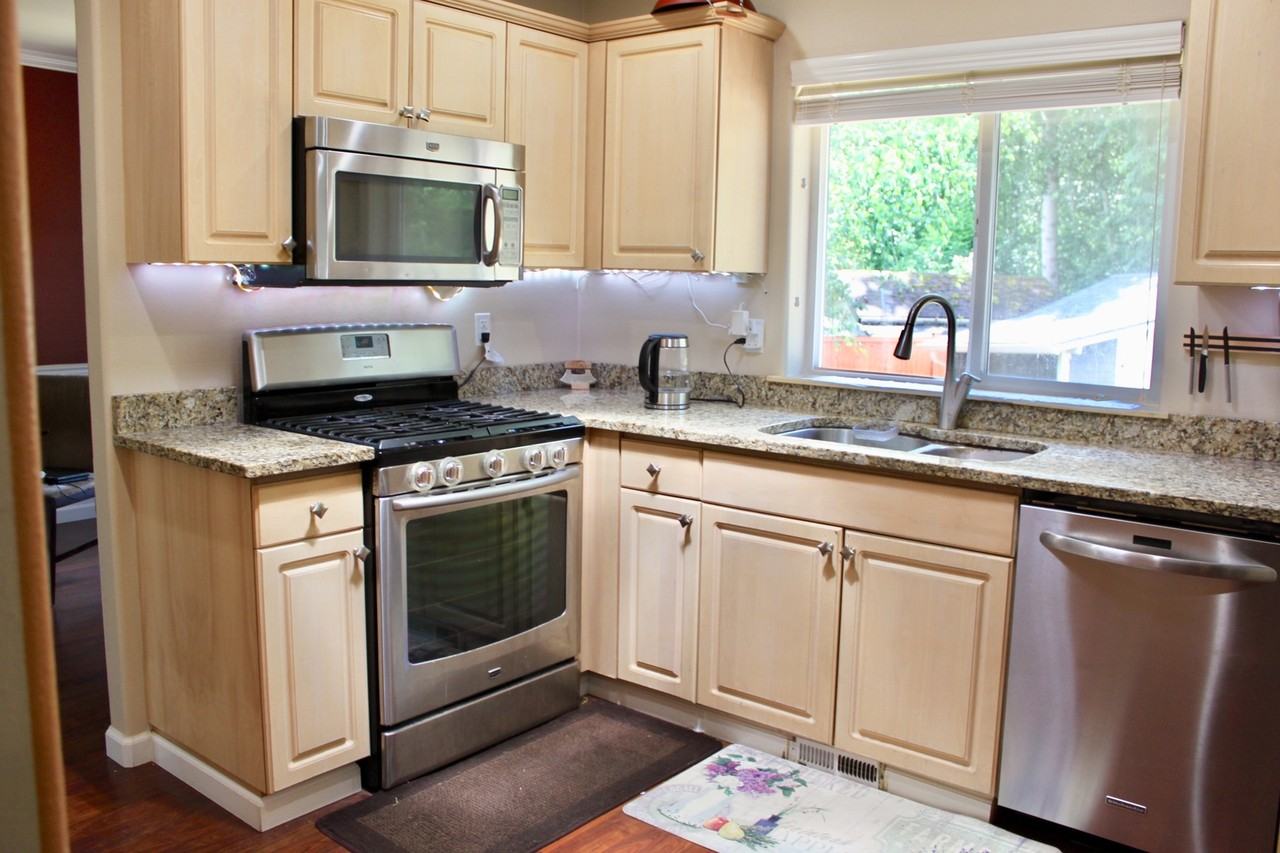 14424 4th Ave W - Photo 4 of 24