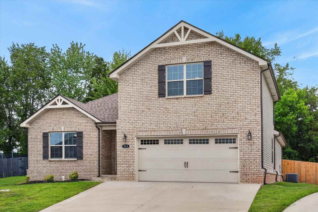513 Wingfield Ct - Photo 3 of 43