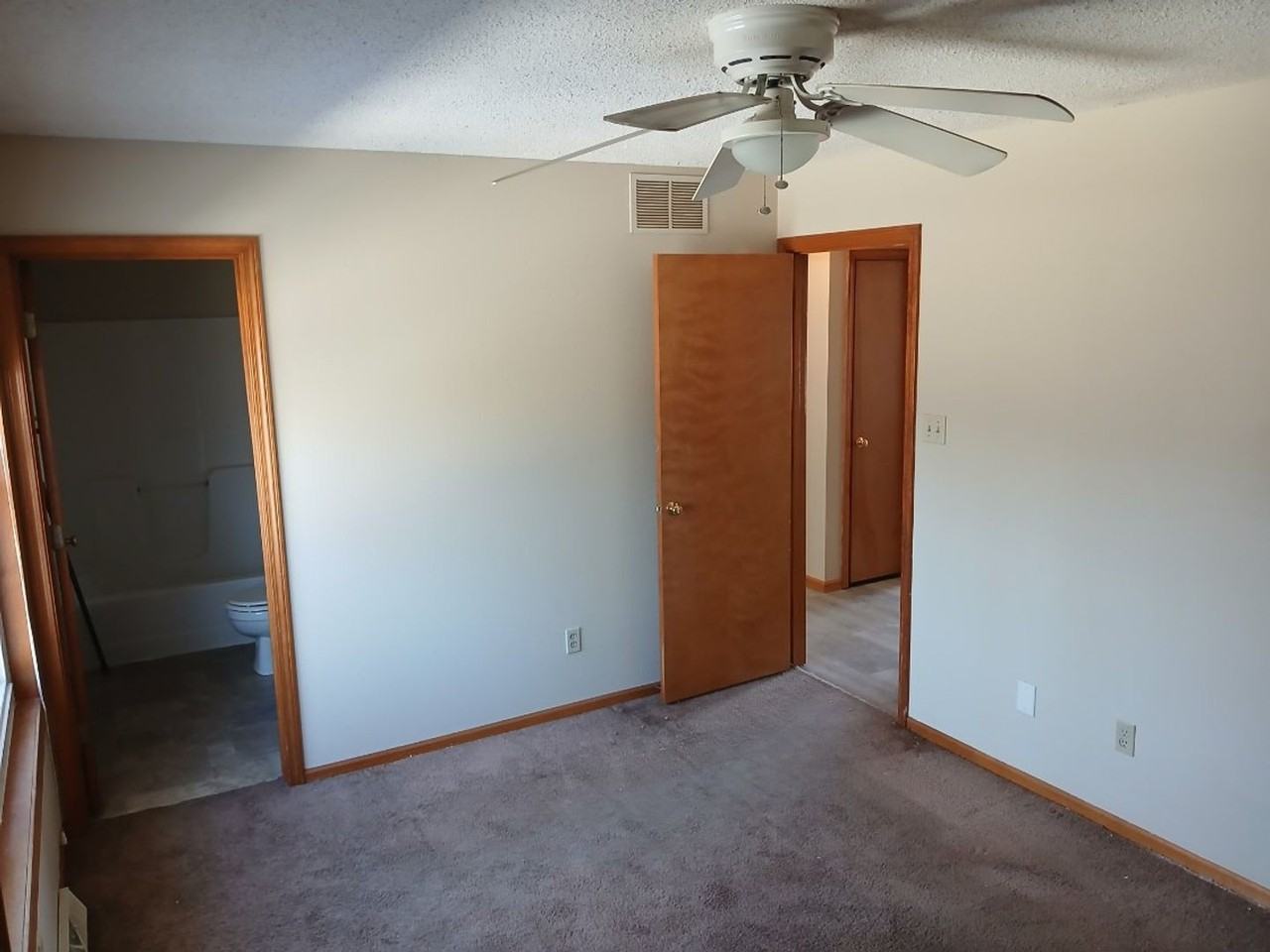 5102 Charm Ridge Dr - Photo 5 of 10