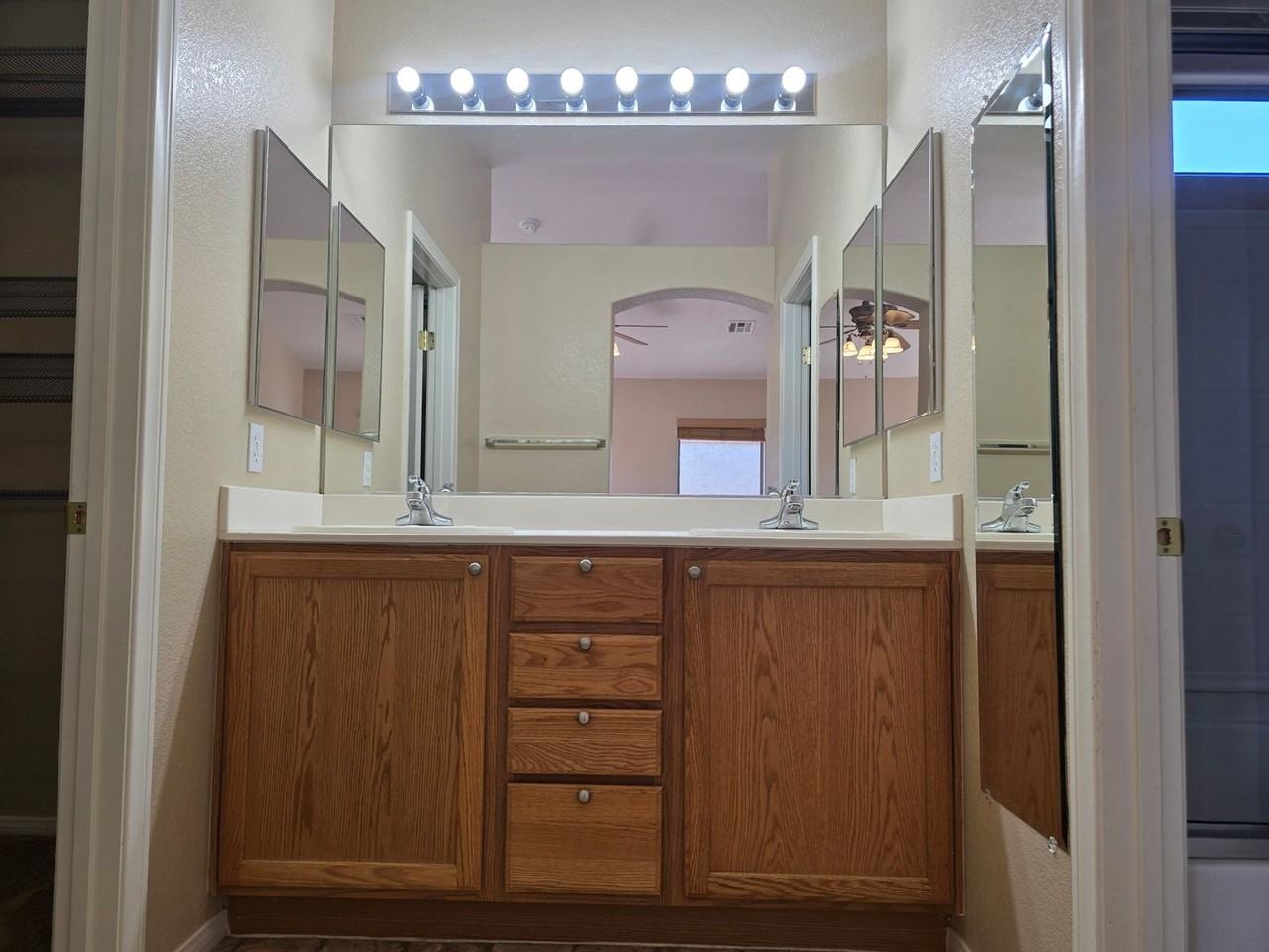 8300 Apple Spice St - Photo 2 of 43