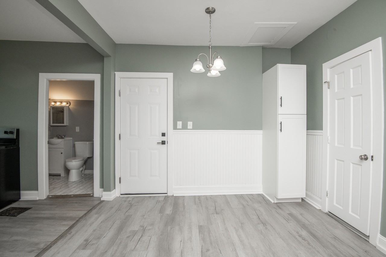 117 E Glenwood Ave #2 - Photo 2 of 19