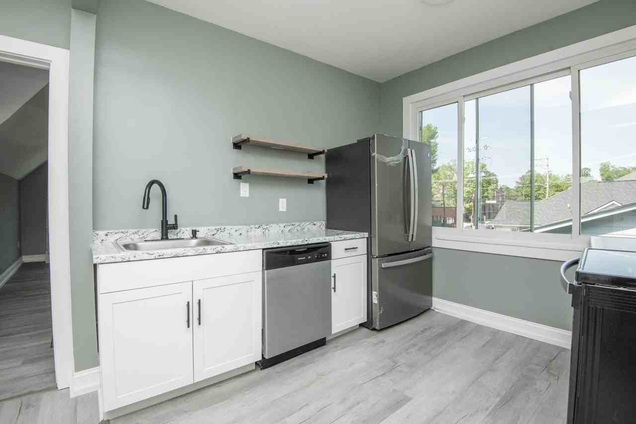 117 E Glenwood Ave #2 - Photo 4 of 19