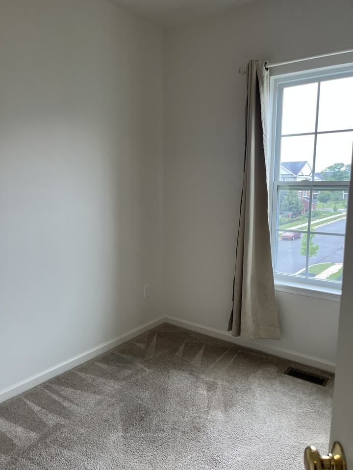 1134 Clemson St #1 - Photo 7 of 15