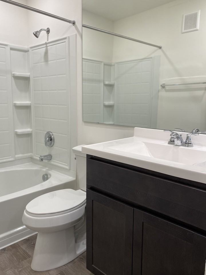 3984 Brittany Cir #D - Photo 5 of 19