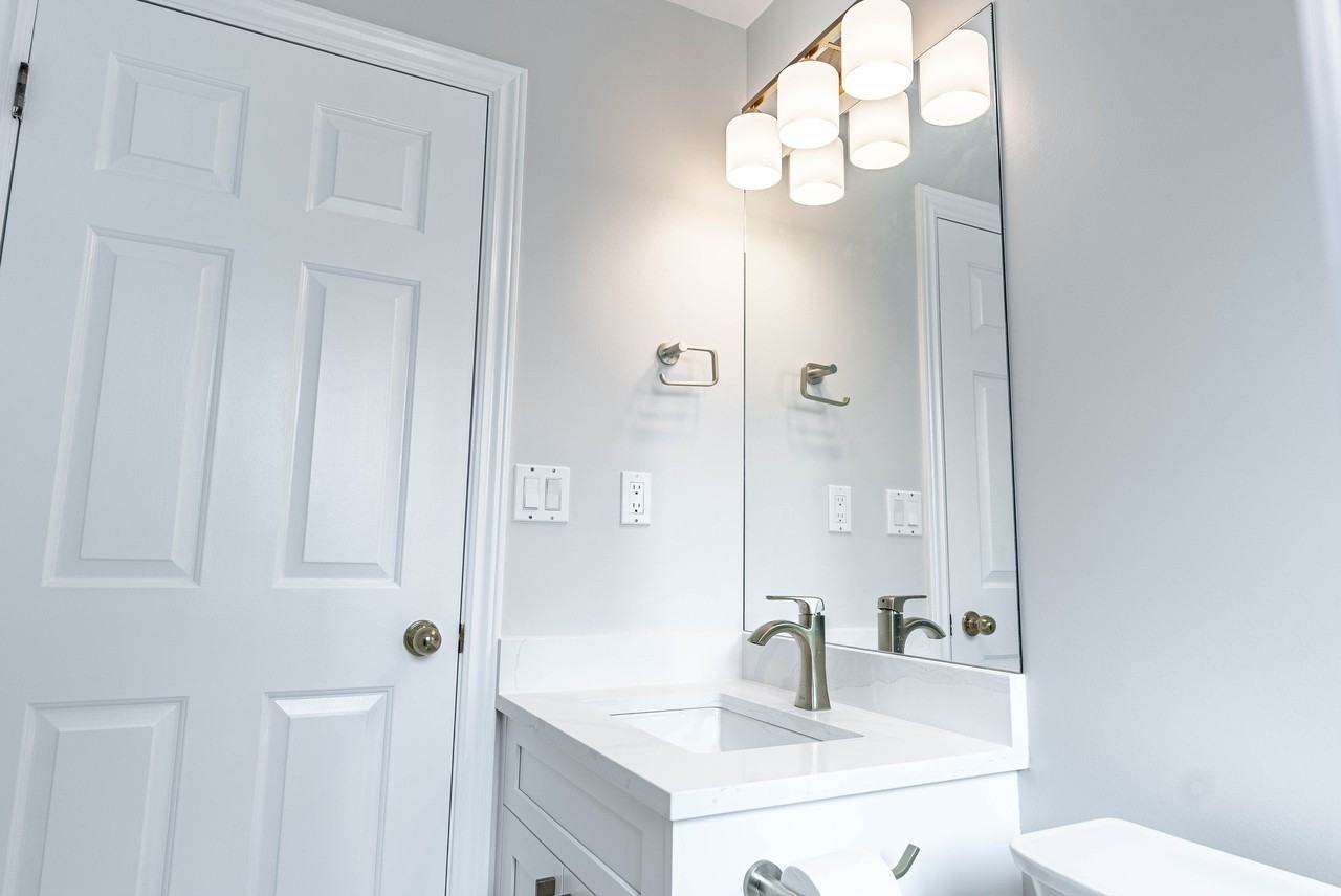7776 Osler Street - Photo 7 of 25