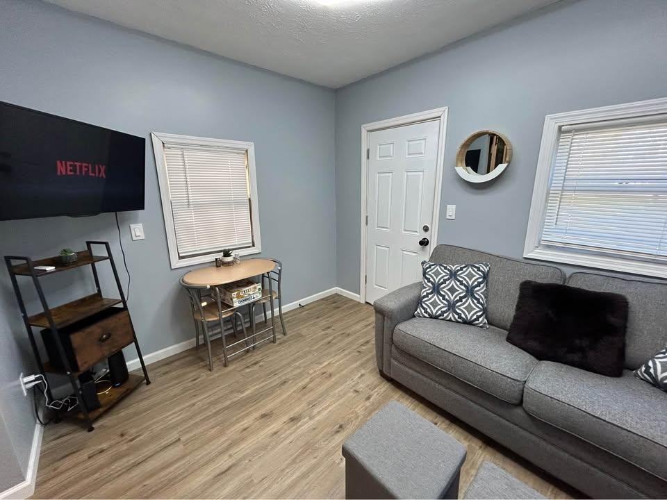 349 Berea St - Photo 2 of 7