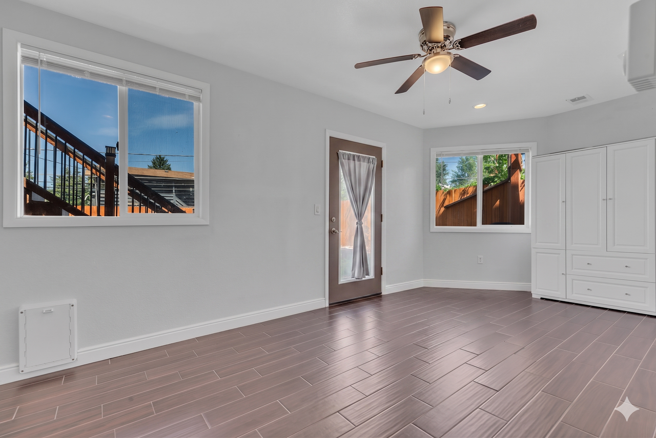 8871 Rutgers St #6 - Photo 7 of 10