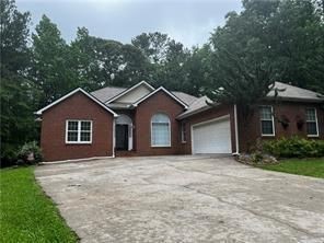 5320 Oglethorpe Ct - Photo 2 of 41