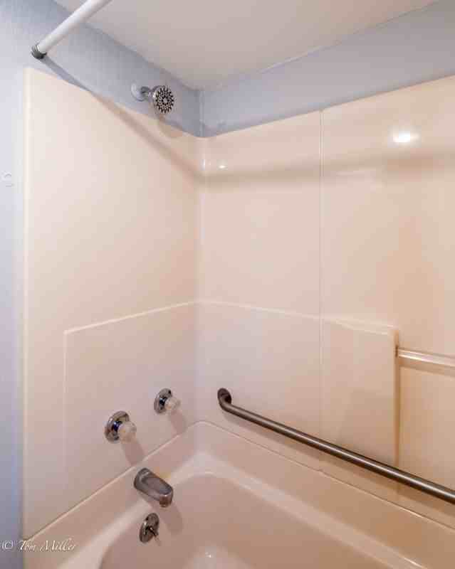 608 S Milton Ave - Photo 2 of 9