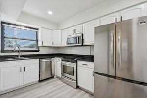 featured image of 192 Marina Dr ##B