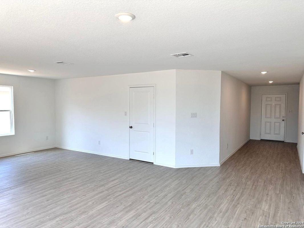 9263 Honey Mesquite - Photo 3 of 17