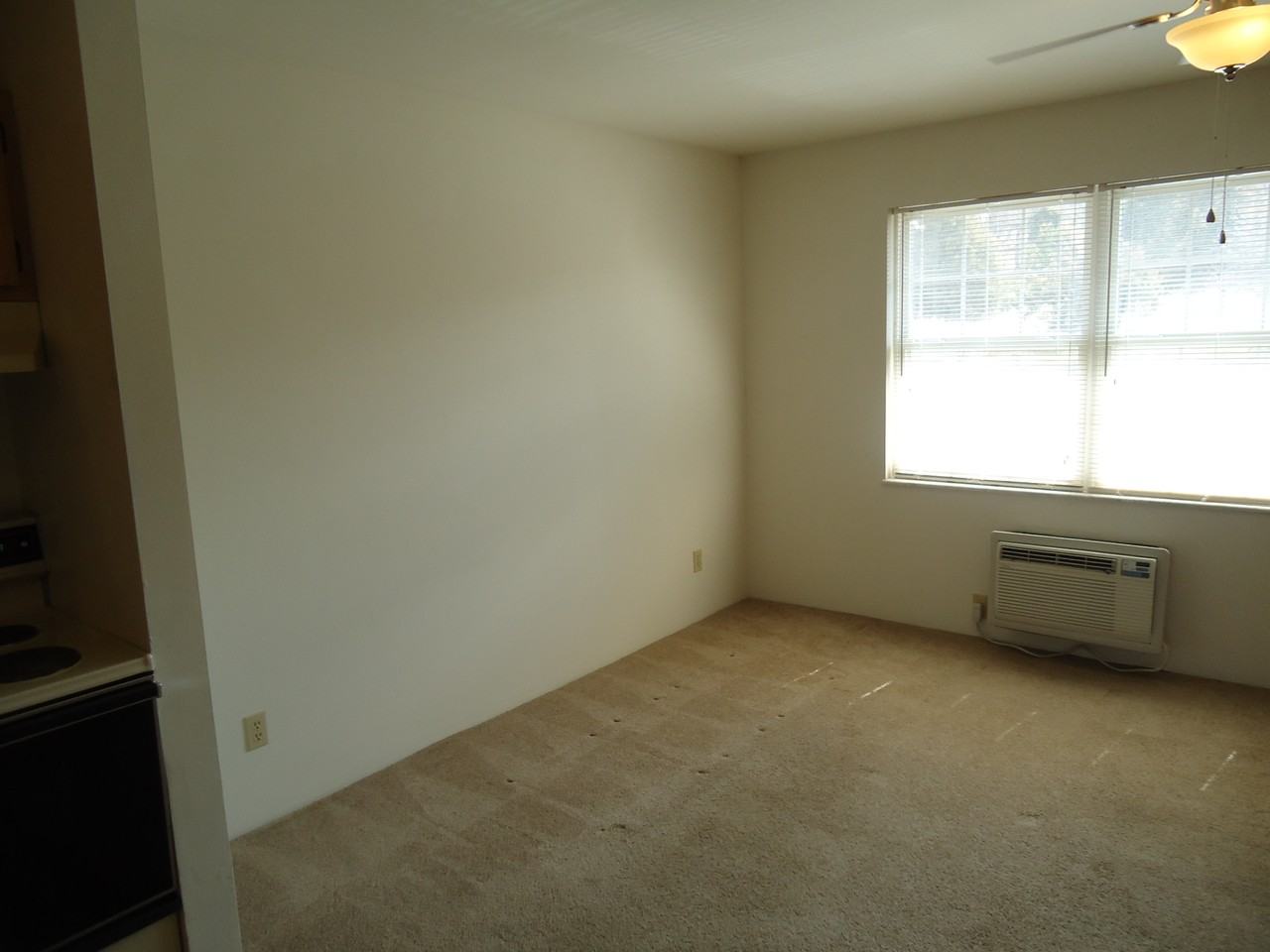 1220 Saline Rd #5 - Photo 4 of 8