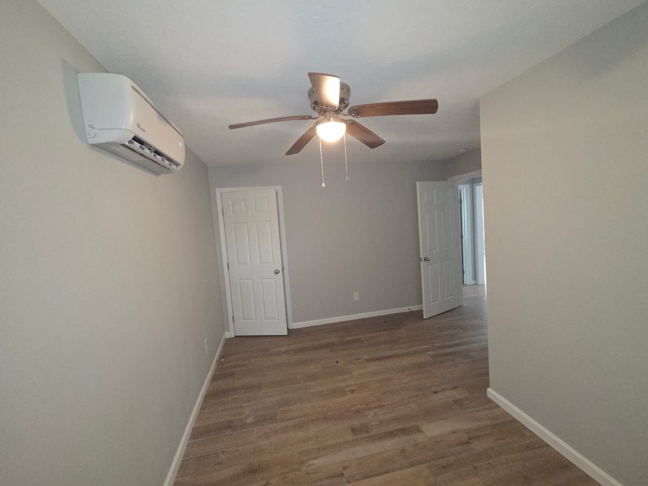 640 Roosevelt Dr #B - Photo 3 of 8