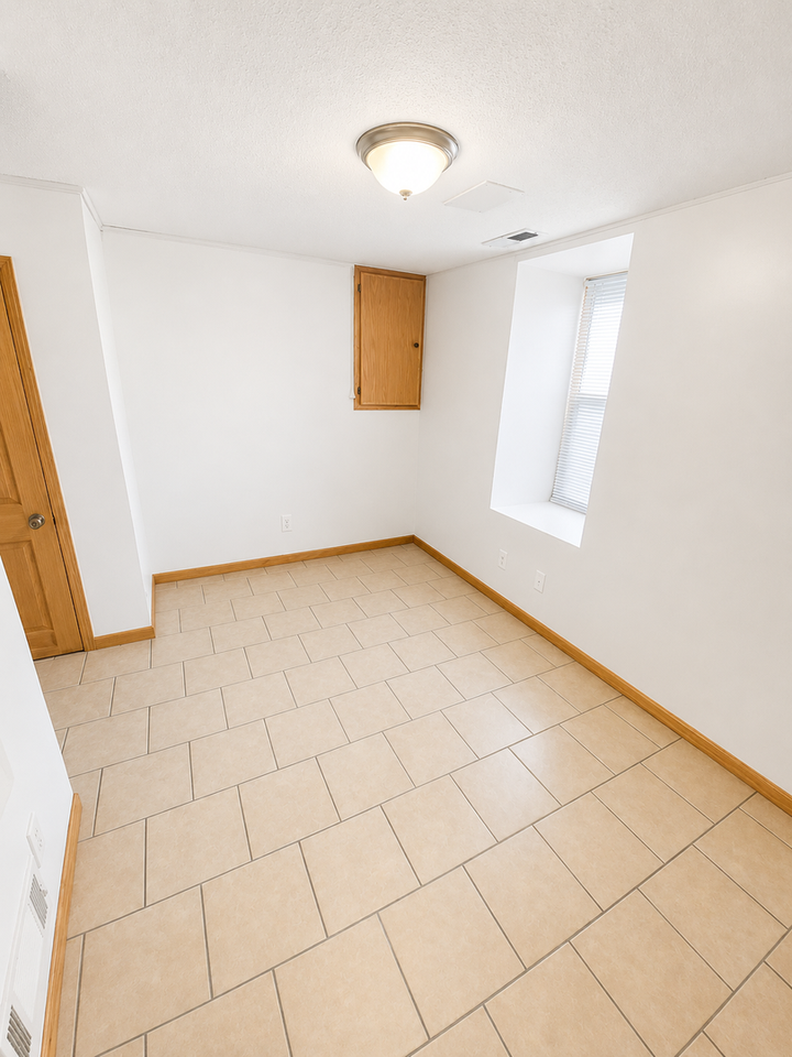 1231-8TH - Photo 6 of 15