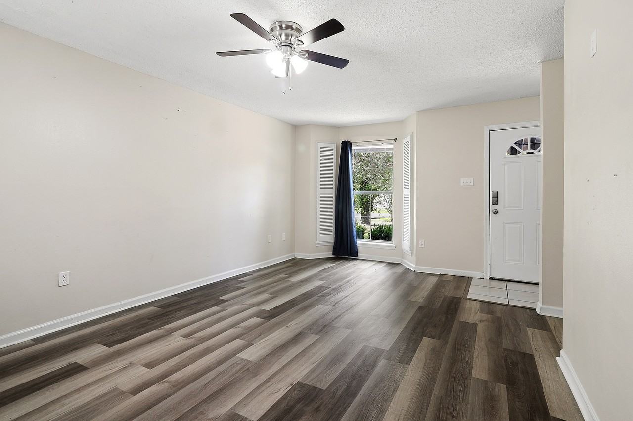12822 Hodges Ln #105 - Photo 4 of 15