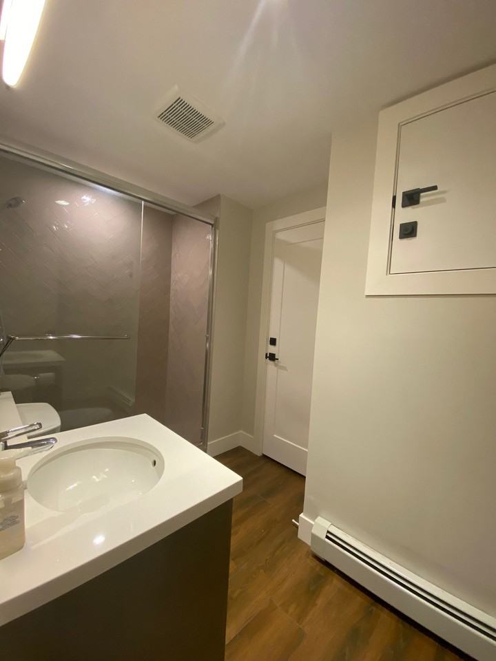 437 18th Ave W #BS - Photo 5 of 28