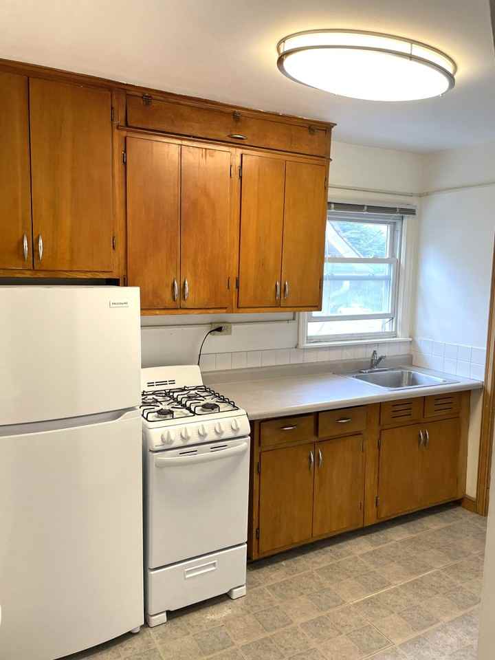 1120 Grand Apartments - Photo 2 of 12