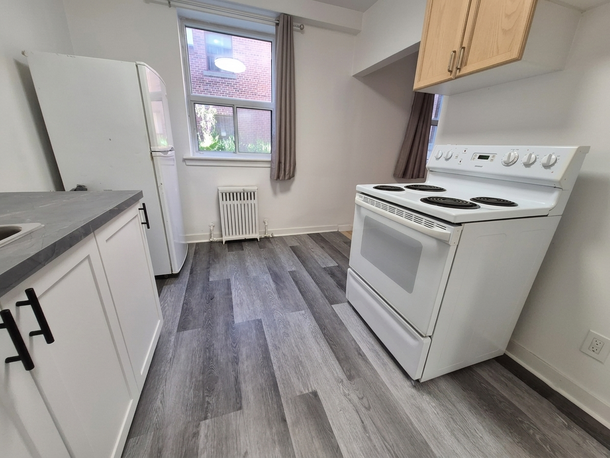 1000 O'Connor Dr #101 - Photo 4 of 17