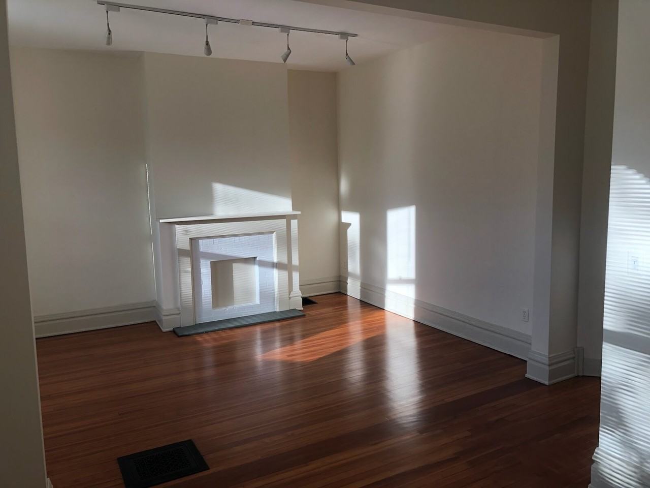 4351 N Hermitage Ave #2N - Photo 5 of 10