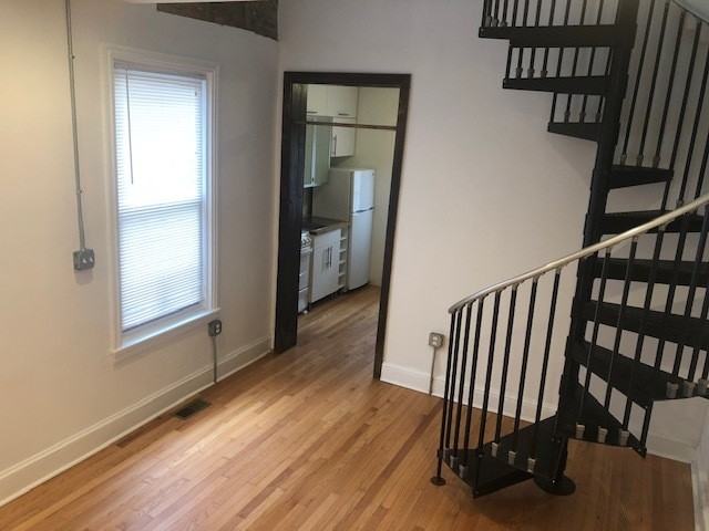 310 E Girard Ave #1