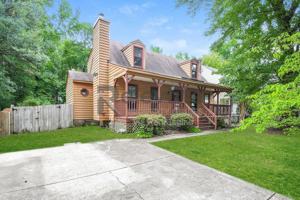 featured image of 1031 Huntersdell Ter