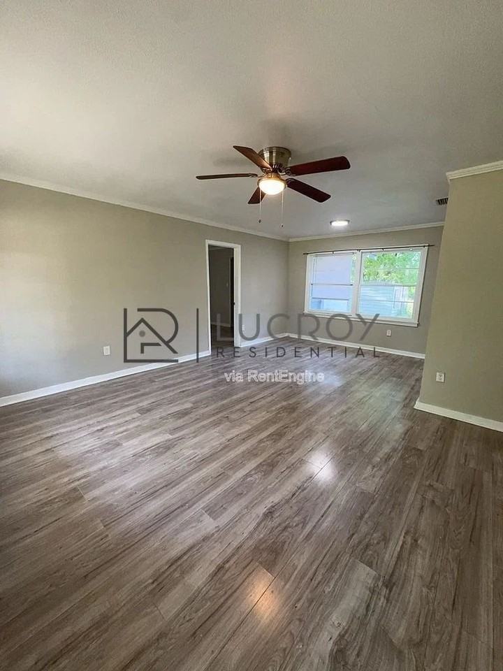508 Benning Rd - Photo 3 of 16