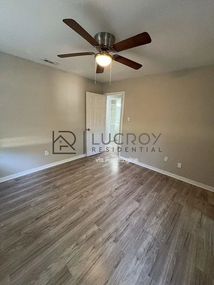 508 Benning Rd - Photo 7 of 16