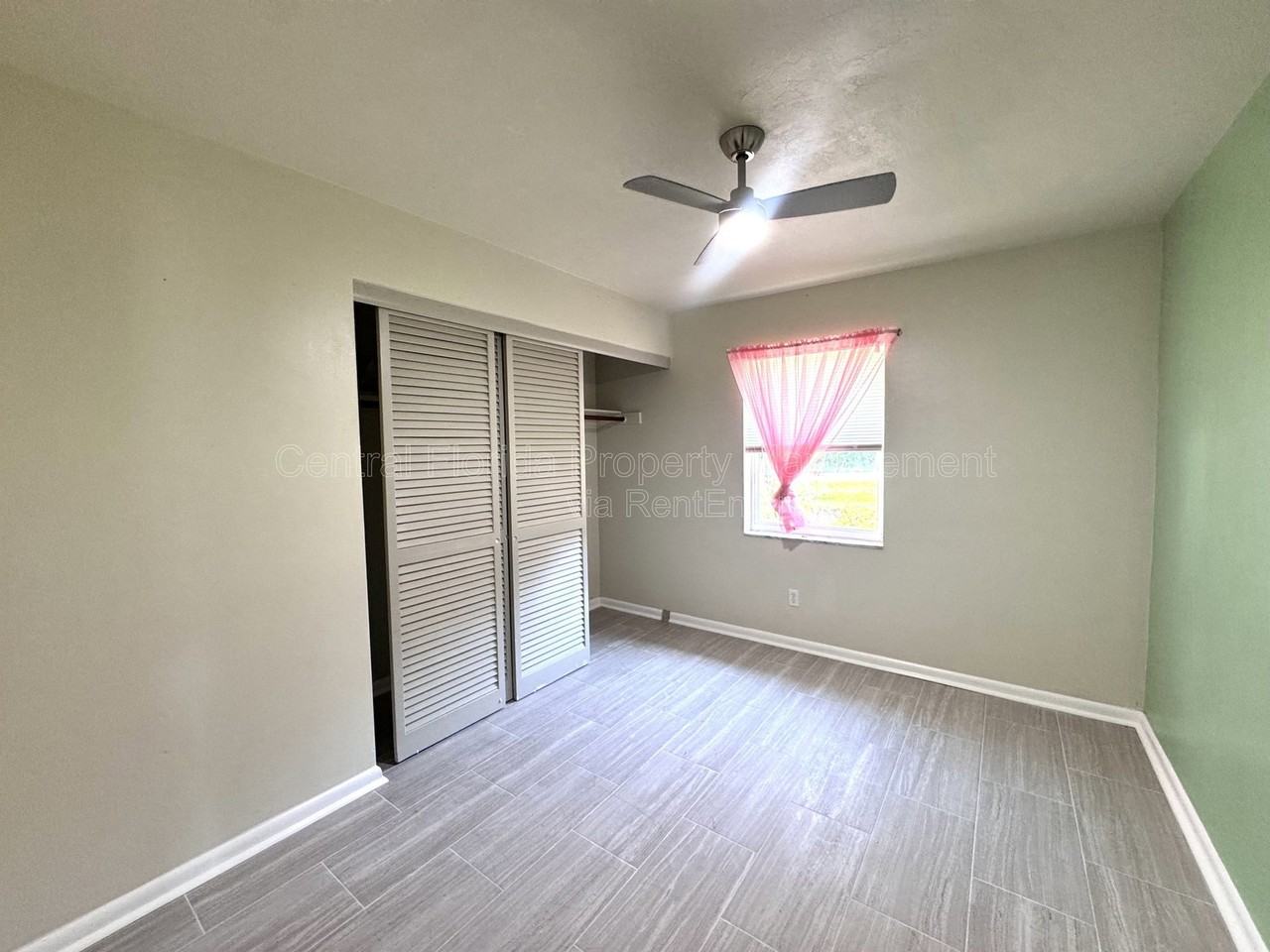 1074 Gerona Ave - Photo 7 of 21