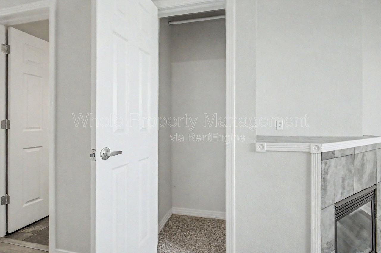 9558 Pearl Cir #103 - Photo 6 of 31