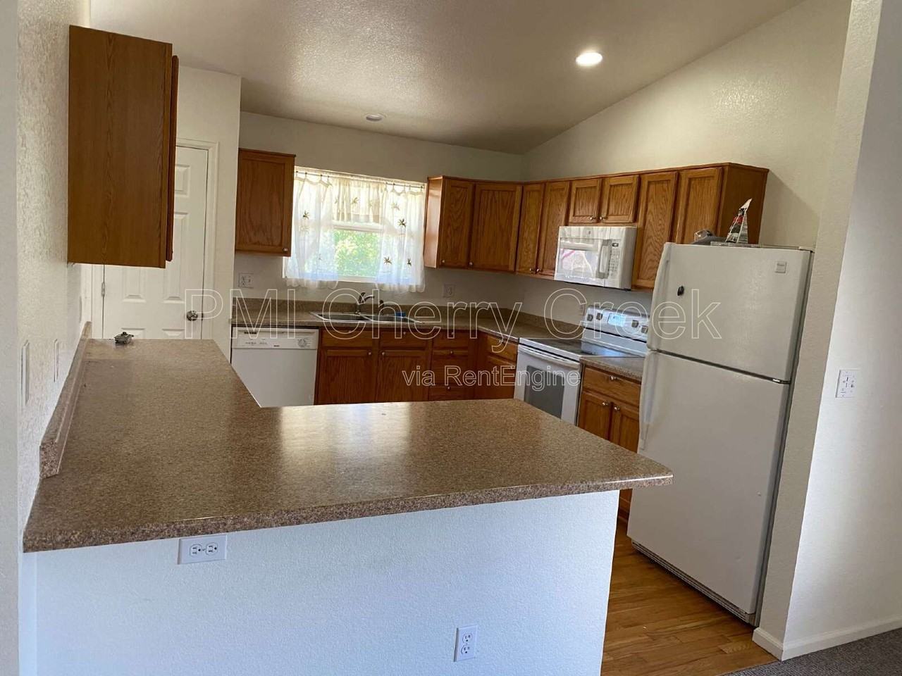 19009 E Baker Pl - Photo 6 of 29