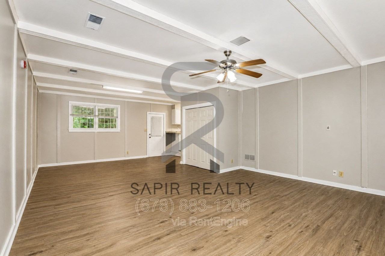 373 James St Sw - Photo 4 of 23