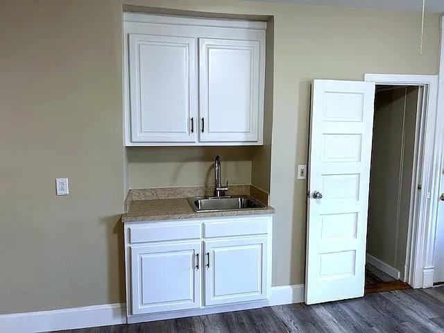 103 Grove St #2S - Photo 5 of 21