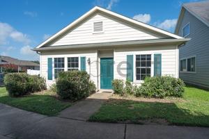 featured image of 20518 Patriot Park Ln