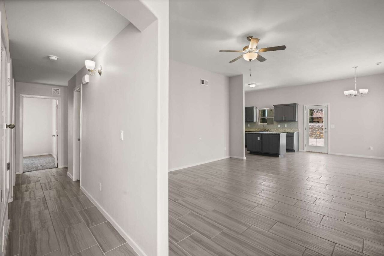 629 Cedarwood Ave - Photo 6 of 33