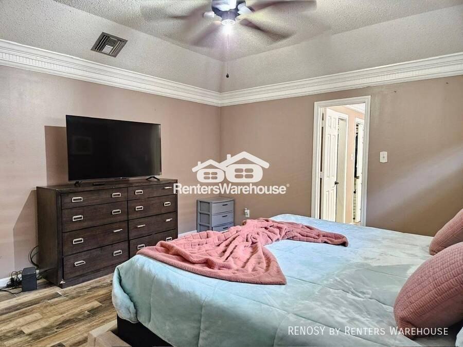 347 Champions Colony Iii - Photo 7 of 21