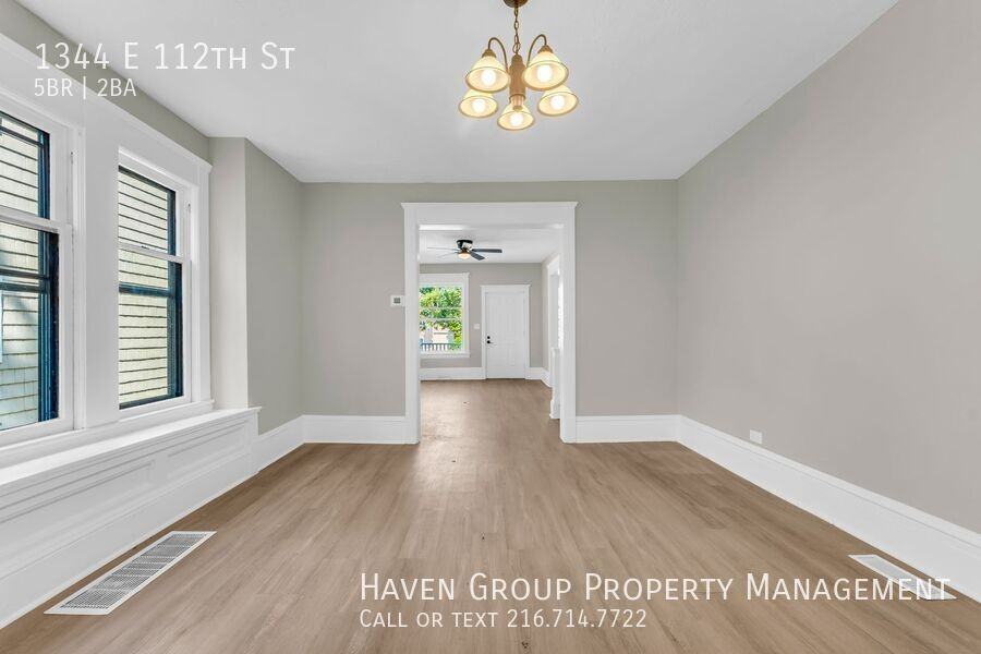 1344 E 112th St - Photo 6 of 31