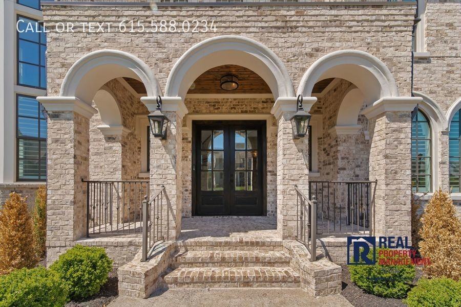9220 Lehigh Dr - Photo 2 of 50