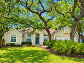 1803 Canterbury Ln - Photo 1 of 1