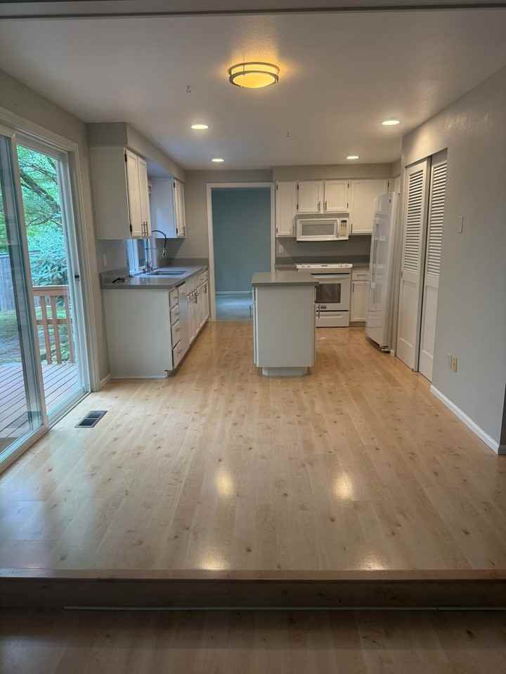 10620 Ne 125th Pl - Photo 2 of 28