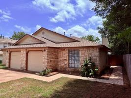 featured image of 405 Parkhill Cv