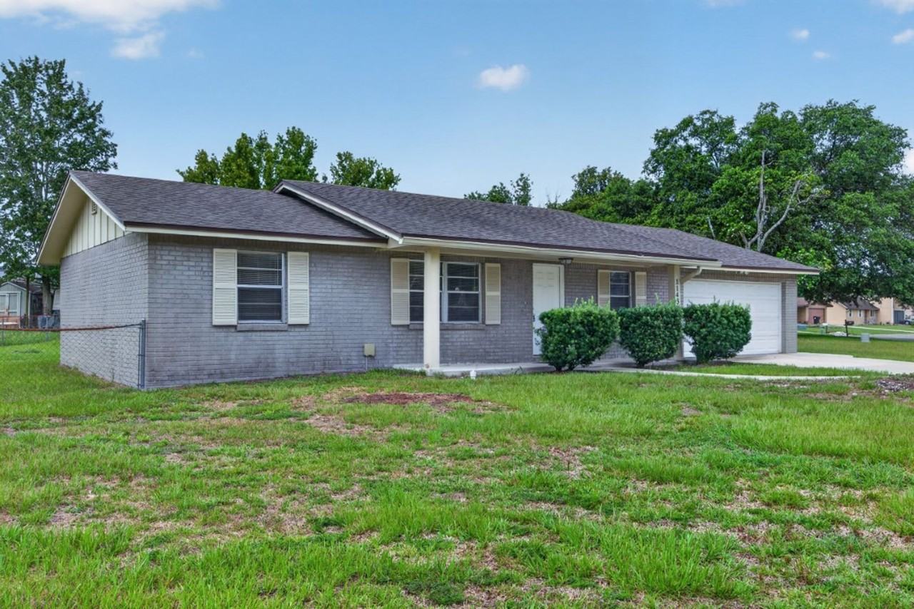 1143 Tumbleweed Dr - Photo 3 of 28