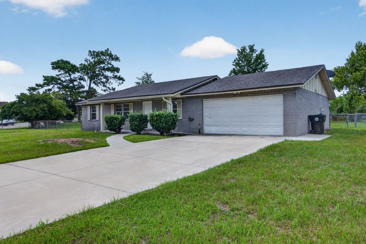 1143 Tumbleweed Dr - Photo 4 of 28
