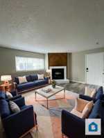 featured image of 435 W Van Buren St