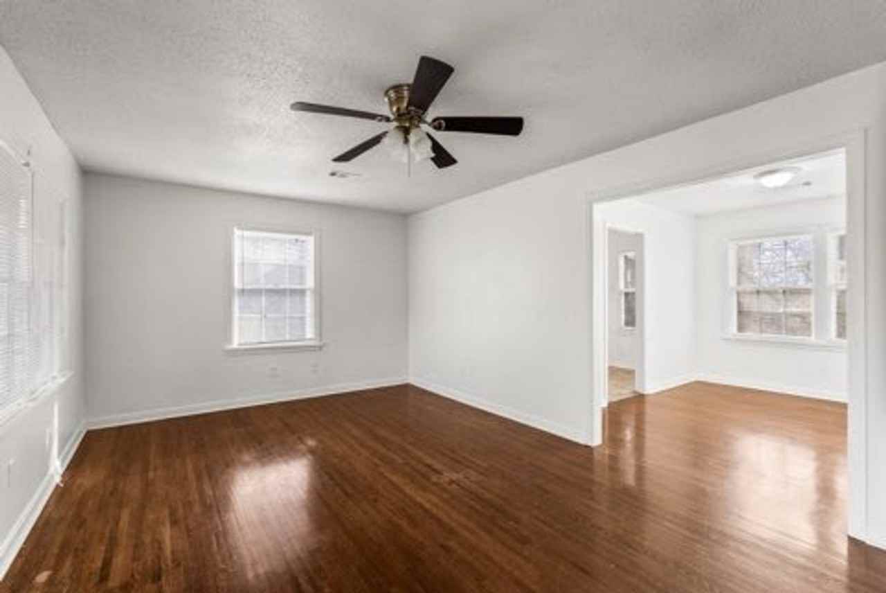 1511 W 23rd St - Photo 3 of 15