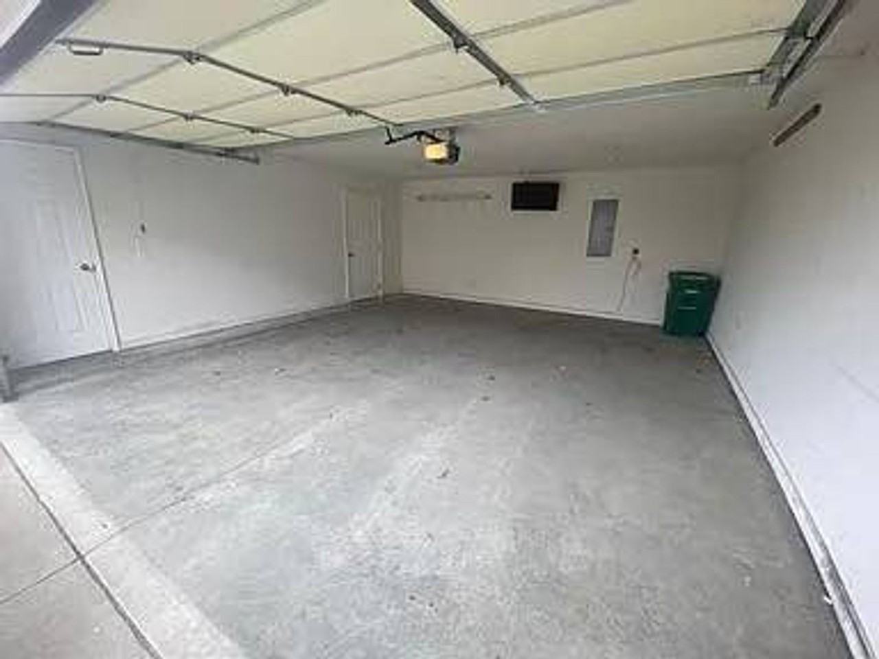 1235 Se Village View Ln - Photo 4 of 12
