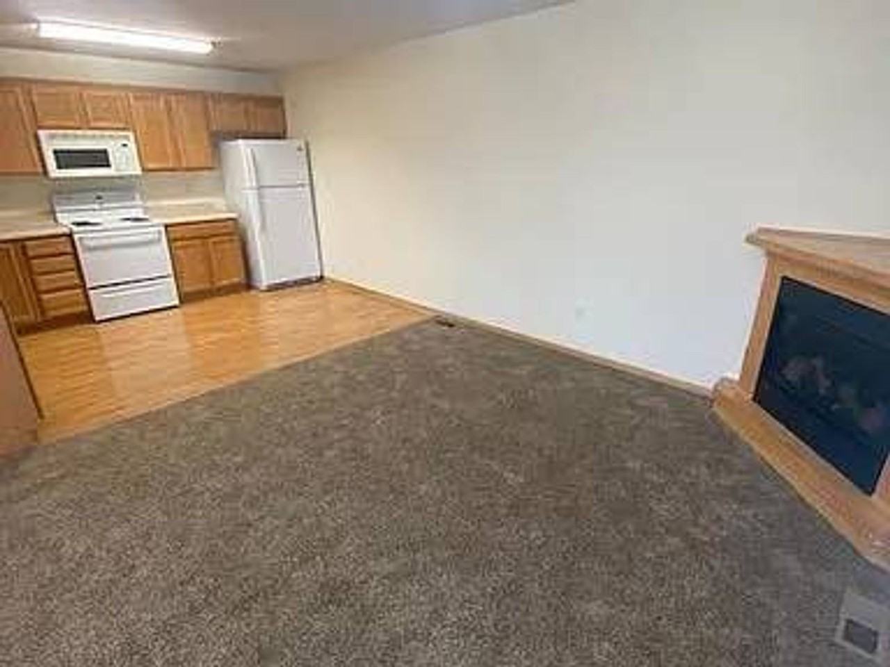 1235 Se Village View Ln - Photo 6 of 12