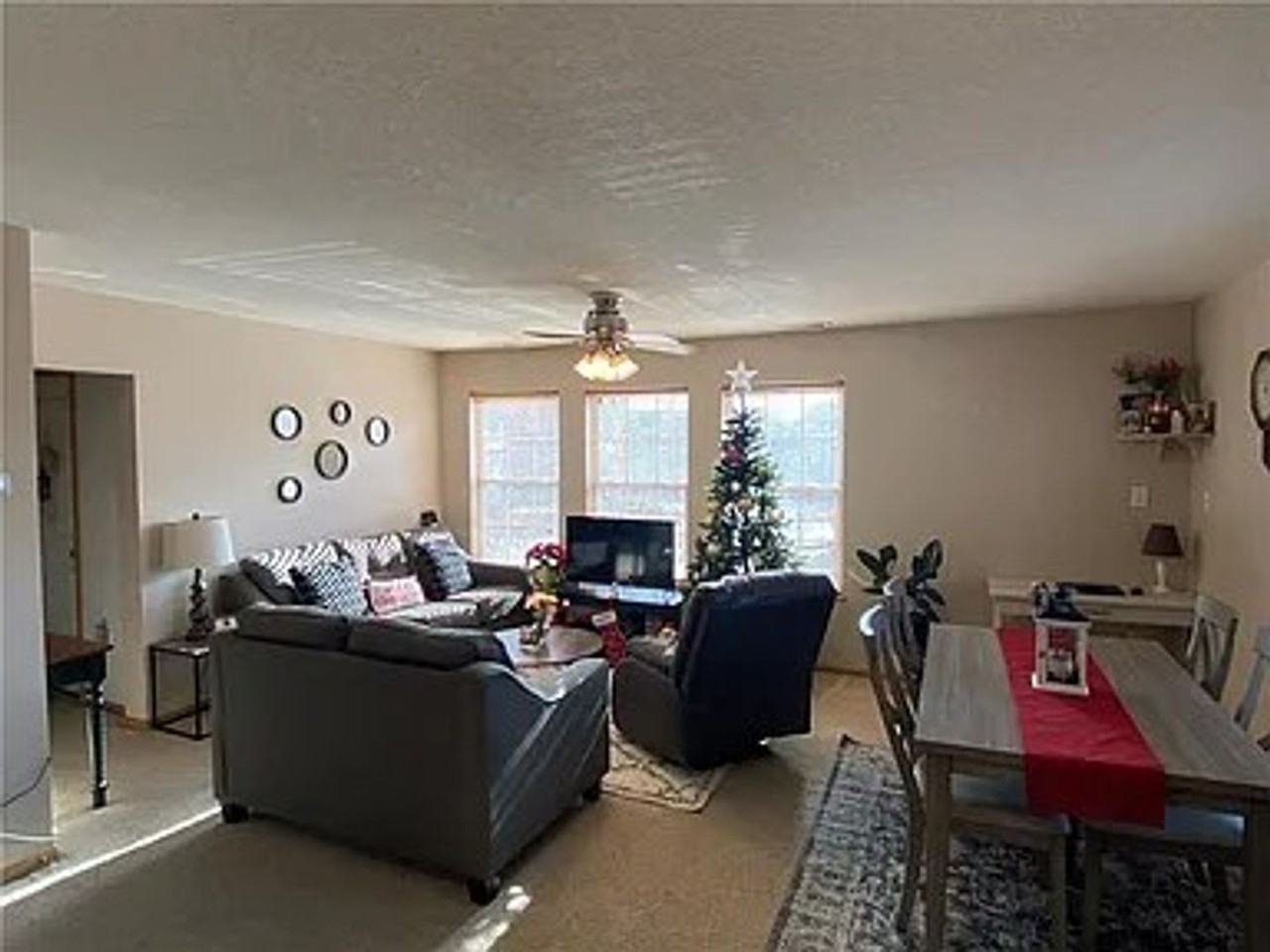 3130 Sw Sharmin Ln - Photo 7 of 16