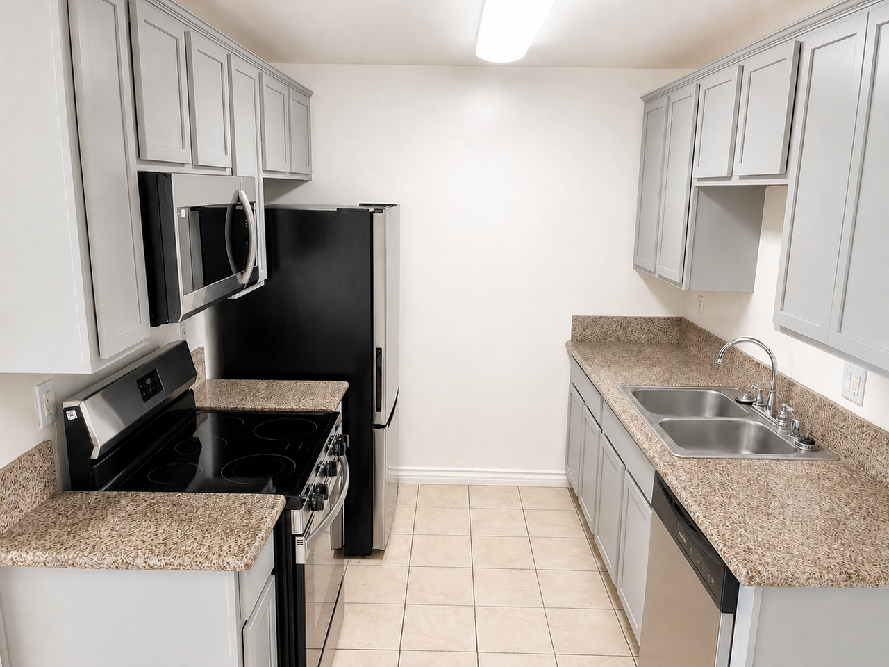 1386 E Madison Ave #17 - Photo 6 of 21